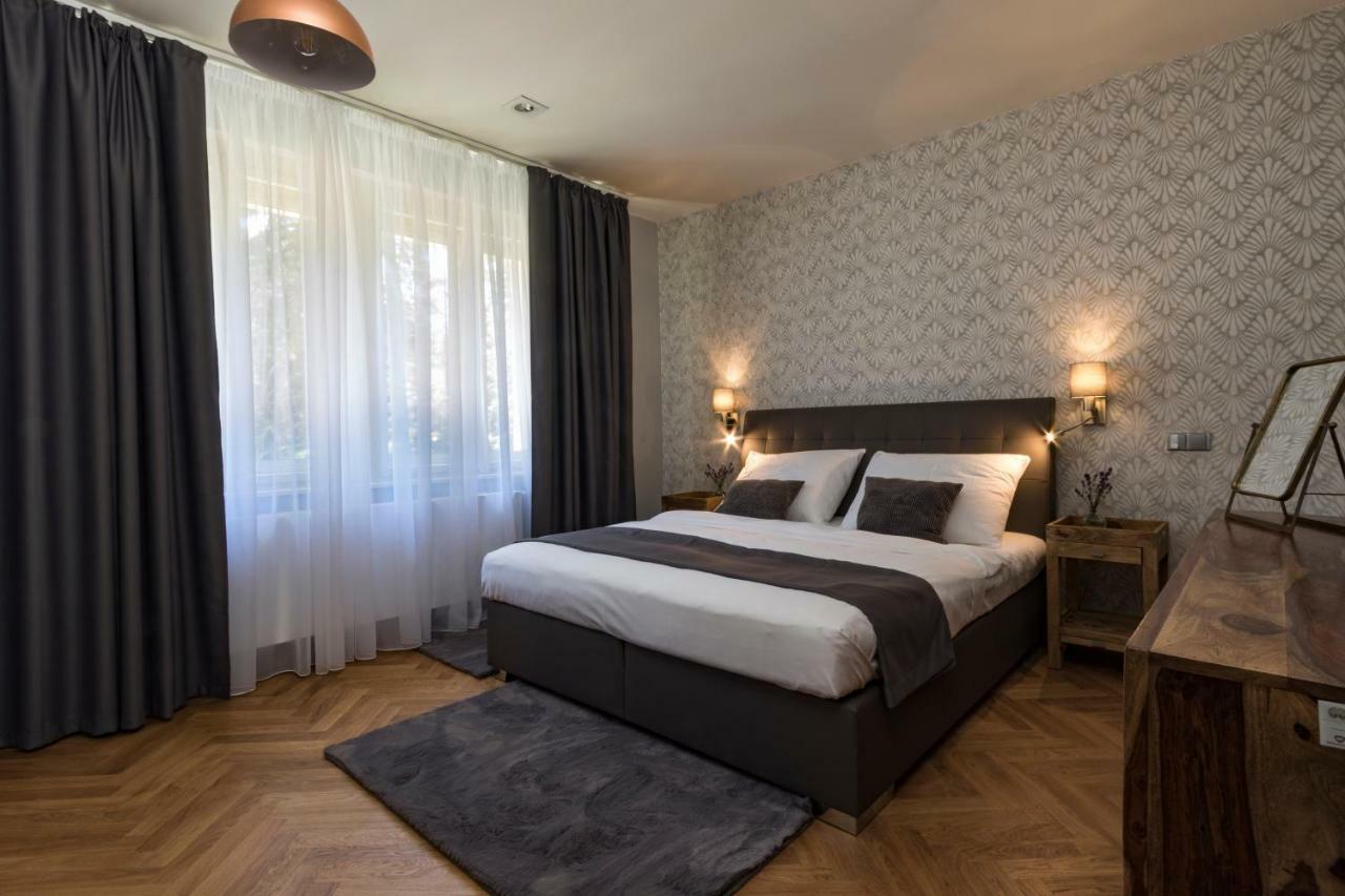 Areal Botanika Hotel Unhošť Eksteriør billede